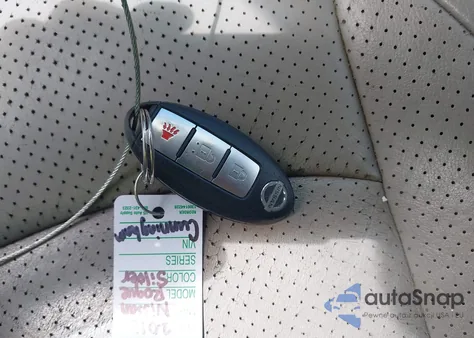 2013 Nissan Rogue S z USA, uszkodzony, nr VIN JN8AS5MV0DW131597